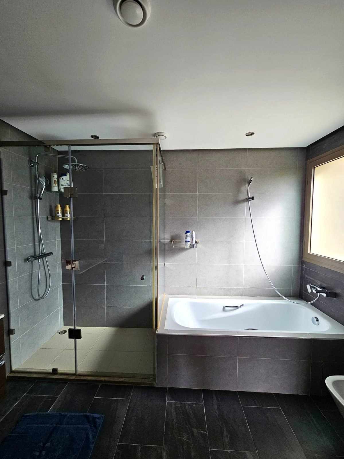 Villa Taghazout, la salle de bain de la suite
